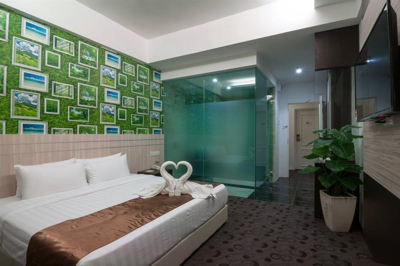 E-Red Hotel Melaka Dış mekan fotoğraf