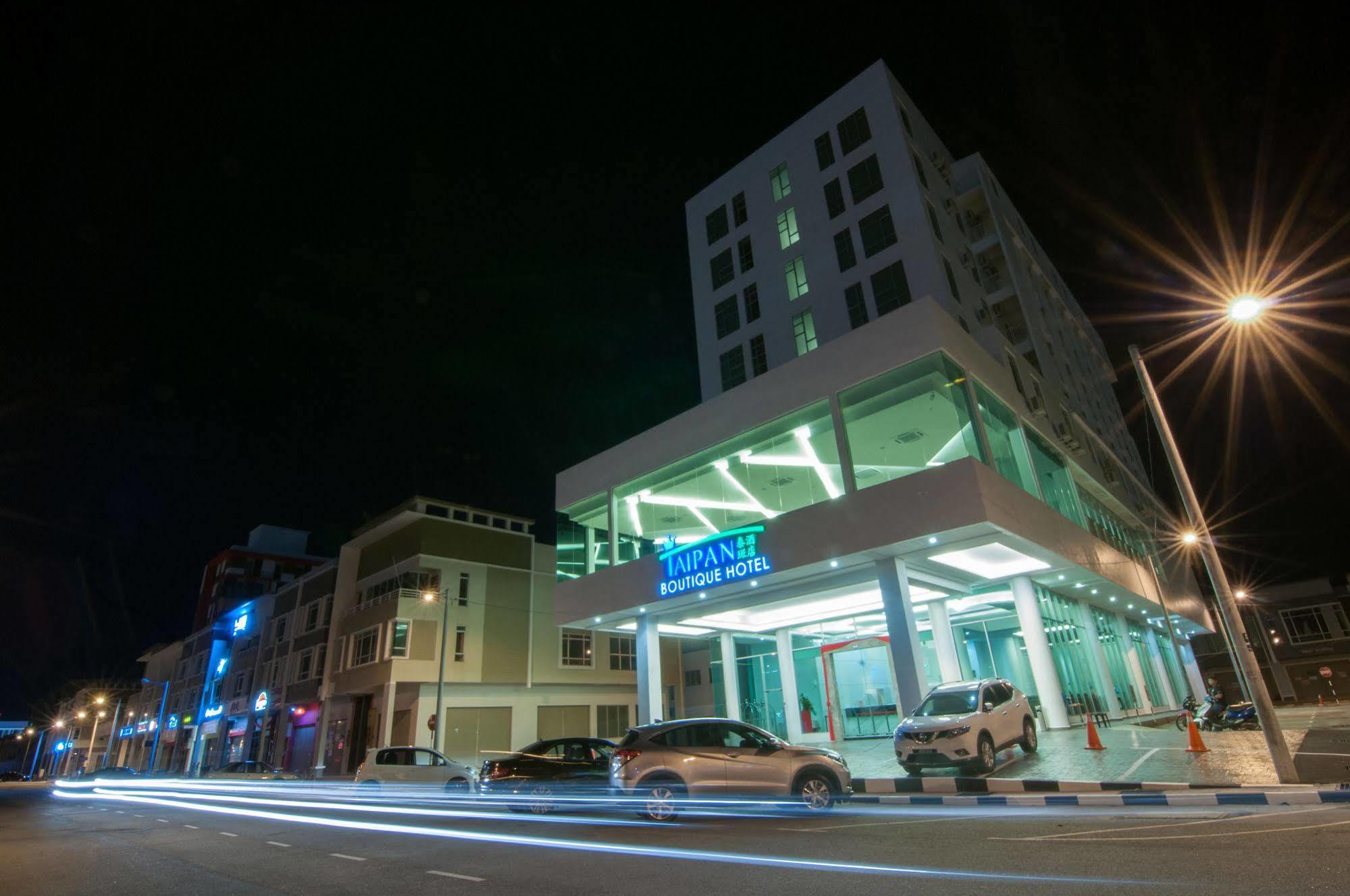 E-Red Hotel Melaka Dış mekan fotoğraf