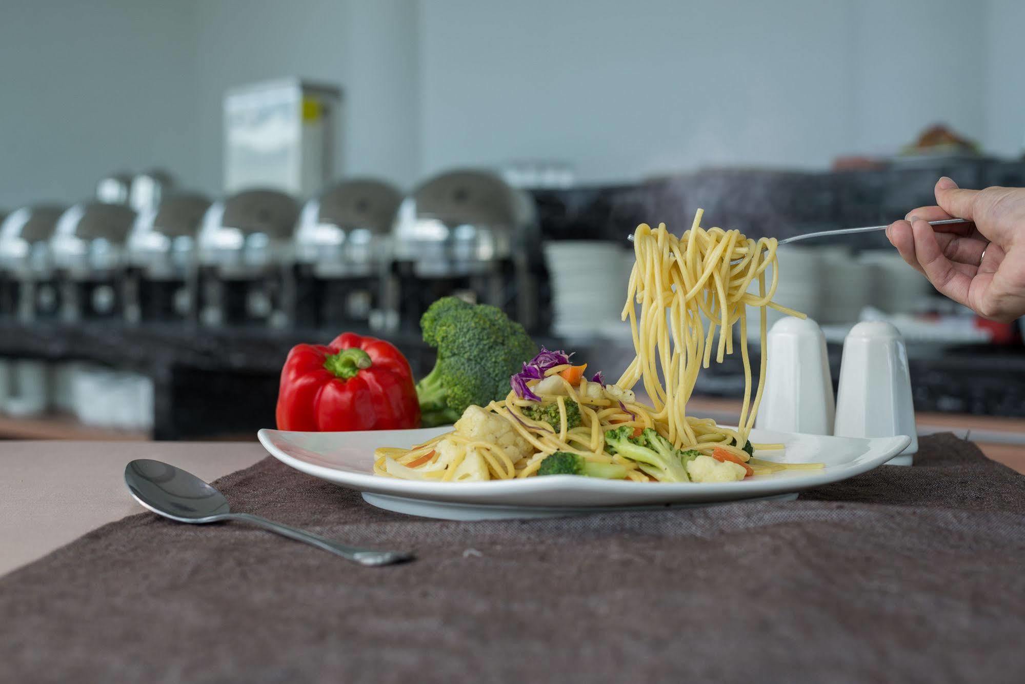 E-Red Hotel Melaka Dış mekan fotoğraf