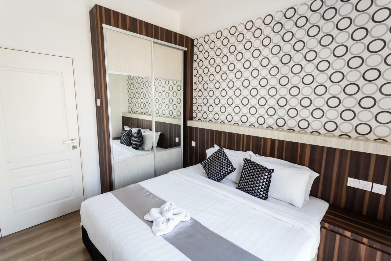 E-Red Hotel Melaka Dış mekan fotoğraf